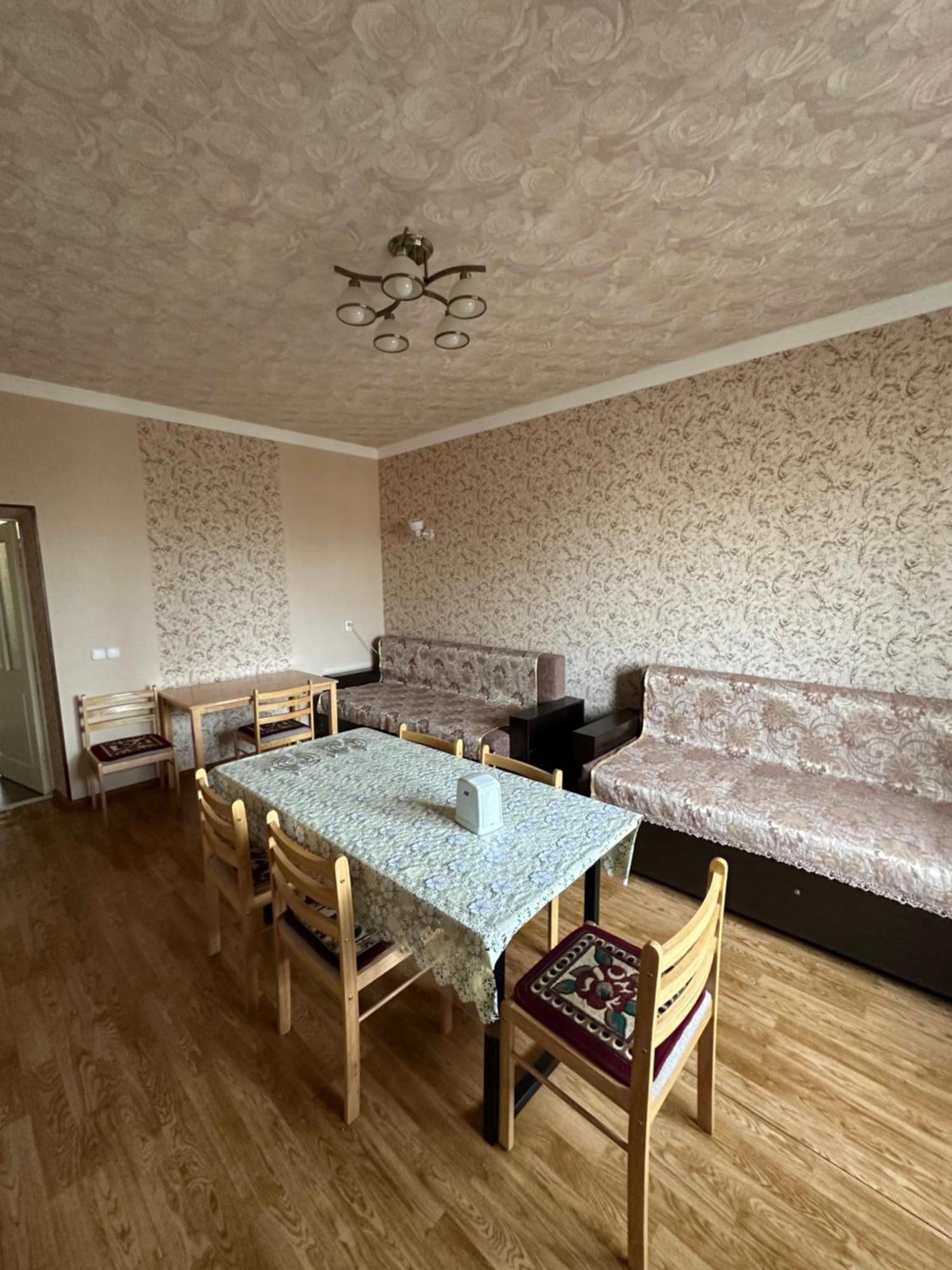 Дом Жени И Люды Hotell Zhabagly Eksteriør bilde